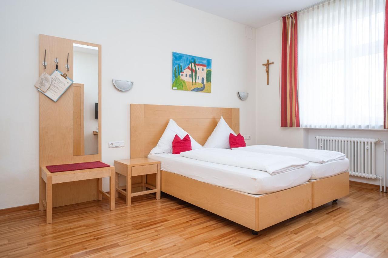 Klosterbraeuhaus Ursberg Ngoại thất bức ảnh